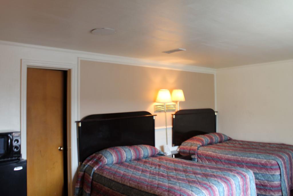 Super 7 Motel Columbia Cameră foto